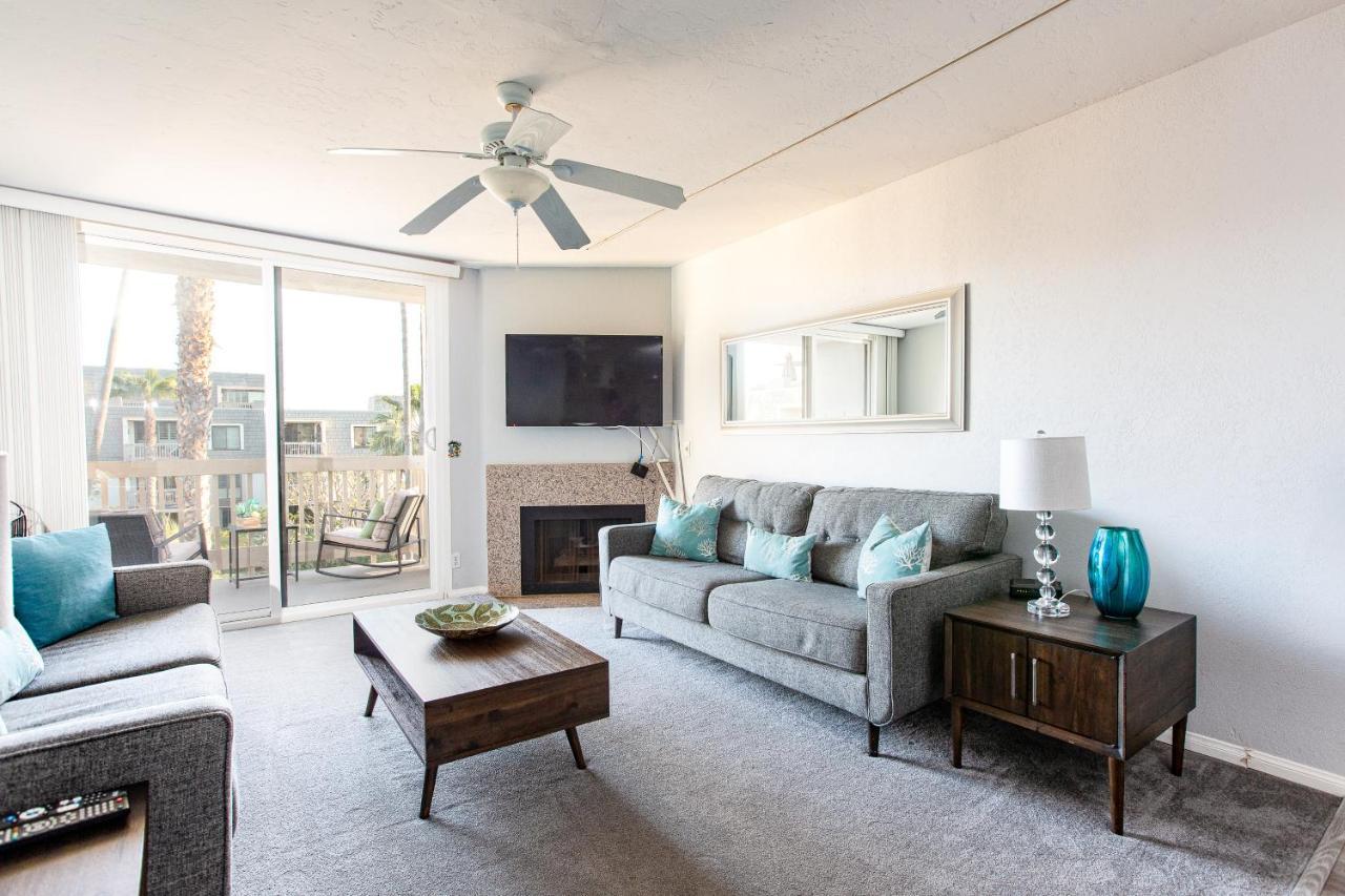 3 Bedroom! - Complex Is On The Beach With Huge Pool أوسيانسيدي، سان ديغو، كاليفورنيا المظهر الخارجي الصورة